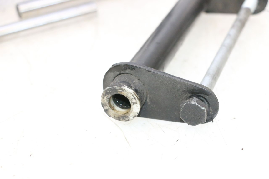 photo de SUPPORT MOTEUR PIAGGIO MP3 LT 300 (2010 - 2016) - Zoom composants