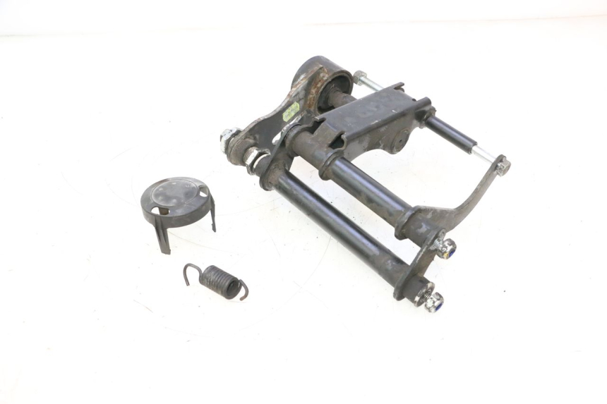photo de SUPPORT MOTEUR PIAGGIO MP3 LT 300 (2010 - 2016) - Autre angle de vue
