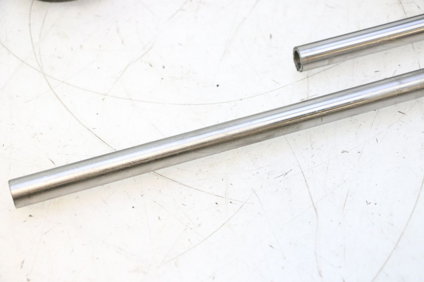 photo de SUPPORT MOTEUR PIAGGIO MP3 LT 300 (2010 - 2016) - Marquages et références