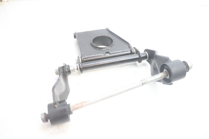photo de SUPPORT MOTEUR PIAGGIO MP3 500 (2011 - 2015) - Zoom état d’usage
