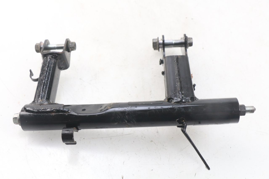 photo de SUPPORT MOTEUR MBK MW TRYPTIK 125 (2017 - 2022) - Gros plan technique