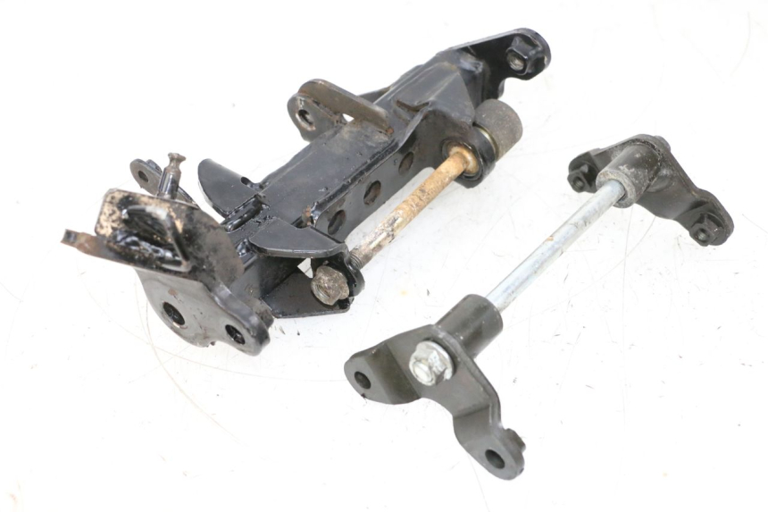 photo de SUPPORT MOTEUR HONDA NSR R 125 (1994 - 2003) - Vue principale
