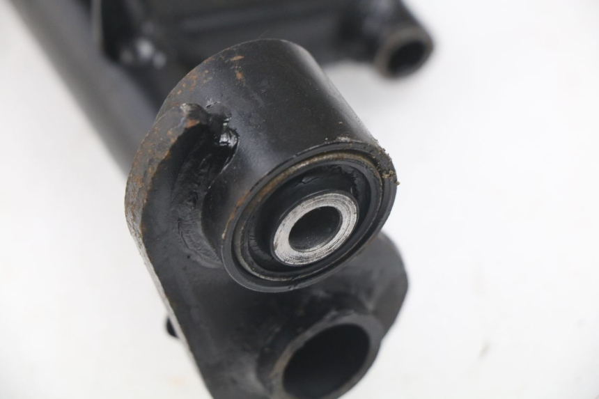 photo de SUPPORT MOTEUR SYM ORBIT 2 4T 50 (2018 - 2022) - Zoom état d’usage