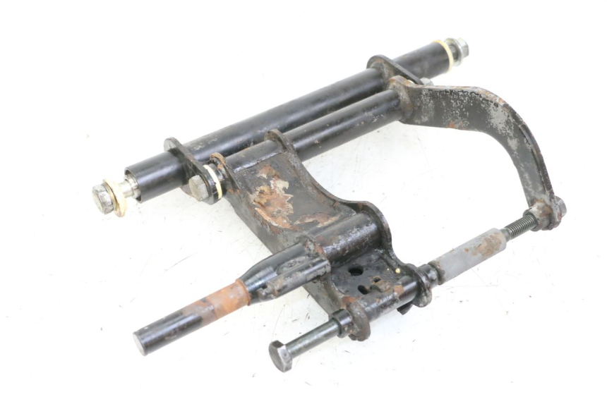 photo de SUPPORT MOTEUR PIAGGIO VESPA GRANTURISMO 200 (2004 - 2005) - Zoom état d’usage