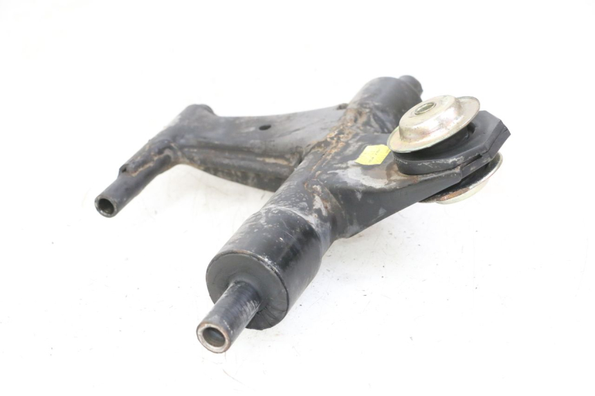 photo de SUPPORT MOTEUR PIAGGIO VESPA LX 150 (2005 - 2013) - Gros plan technique