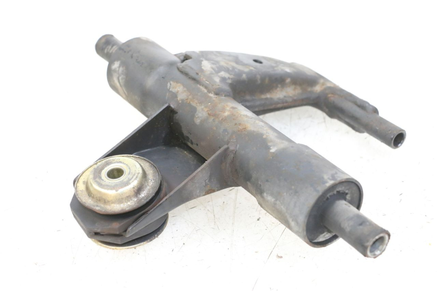 photo de SUPPORT MOTEUR PIAGGIO VESPA LX 2T 50 (2005 - 2013) - Autre angle de vue