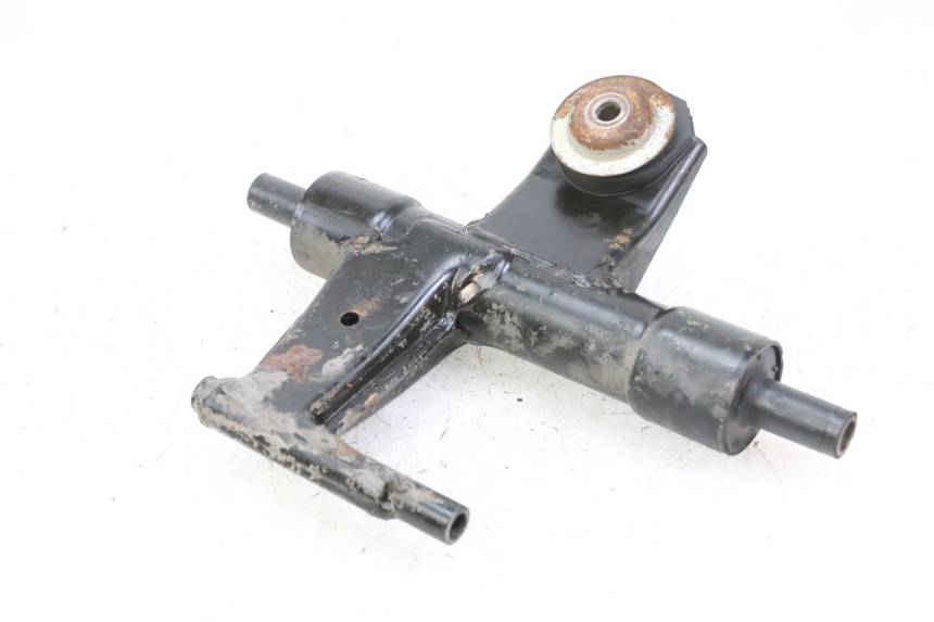 photo de SUPPORT MOTEUR PIAGGIO VESPA S 2T 50 (2007 - 2014) - Autre angle de vue