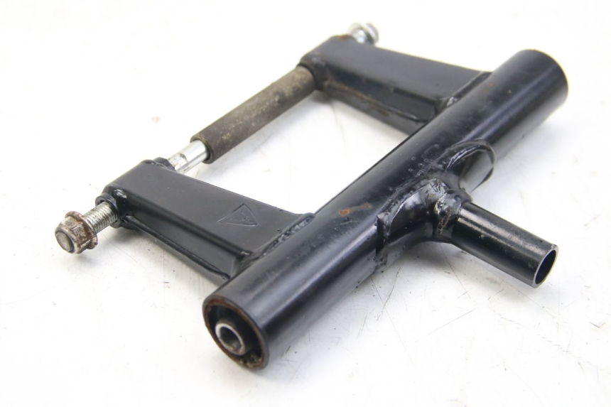 photo de SUPPORT MOTEUR TNT MOTOR ROMA 10' 4T 50 (2019 - 2022) - Gros plan technique