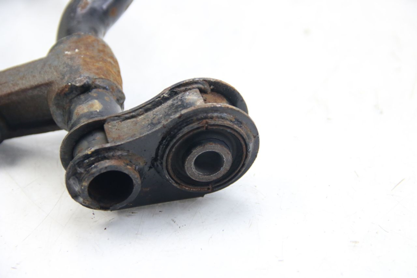 photo de SUPPORT MOTEUR DAELIM S3 125 (2010 - 2017) - Zoom état d’usage