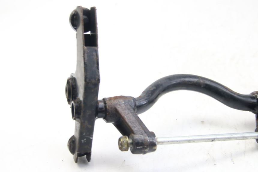 photo de SUPPORT MOTEUR DAELIM S3 125 (2010 - 2017) - Gros plan technique