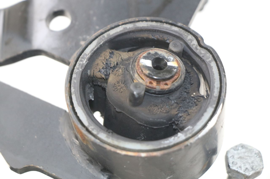 photo de SUPPORT MOTEUR PEUGEOT SATELIS 300 (2012 - 2015) - Zoom état d’usage