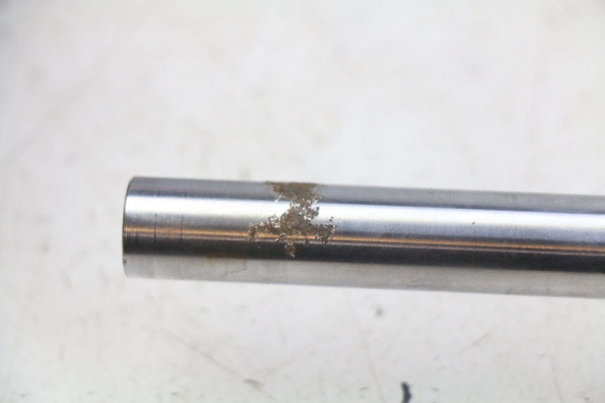 photo de SUPPORT MOTEUR PEUGEOT SATELIS 125 (2006 - 2009) - Gros plan technique