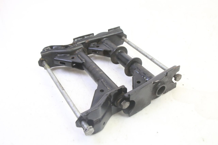 photo de SUPPORT MOTEUR PEUGEOT SATELIS 125 (2013 - 2018) - Zoom état d’usage