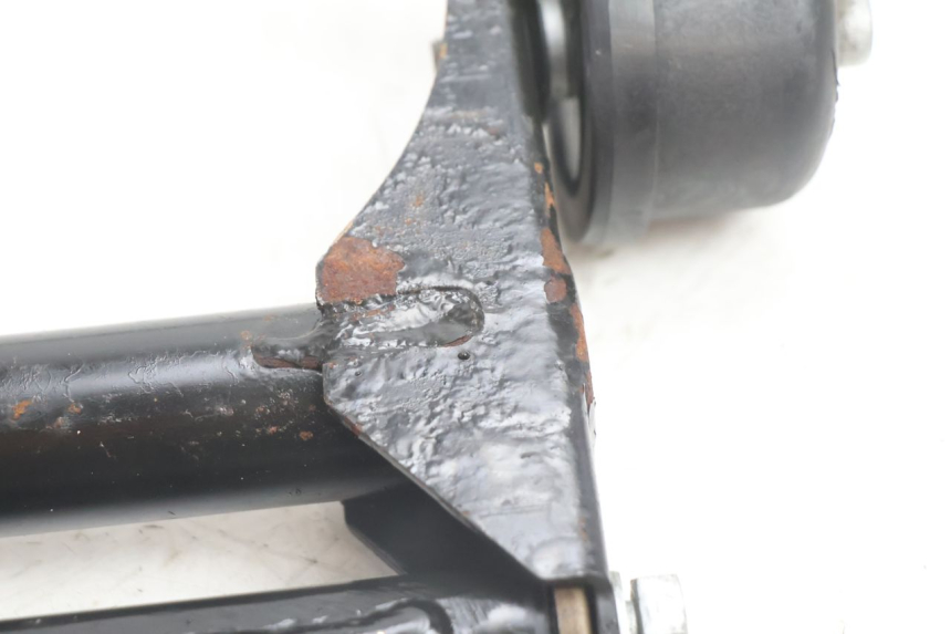 photo de SUPPORT MOTEUR APRILIA SCARABEO GT 125 (1999 - 2007) - Points de fixation