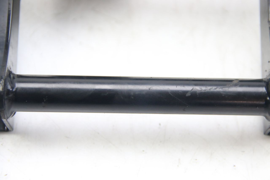 photo de SUPPORT MOTEUR SUZUKI SIXTEEN 125 (2008 - 2010) - Vue d’ensemble