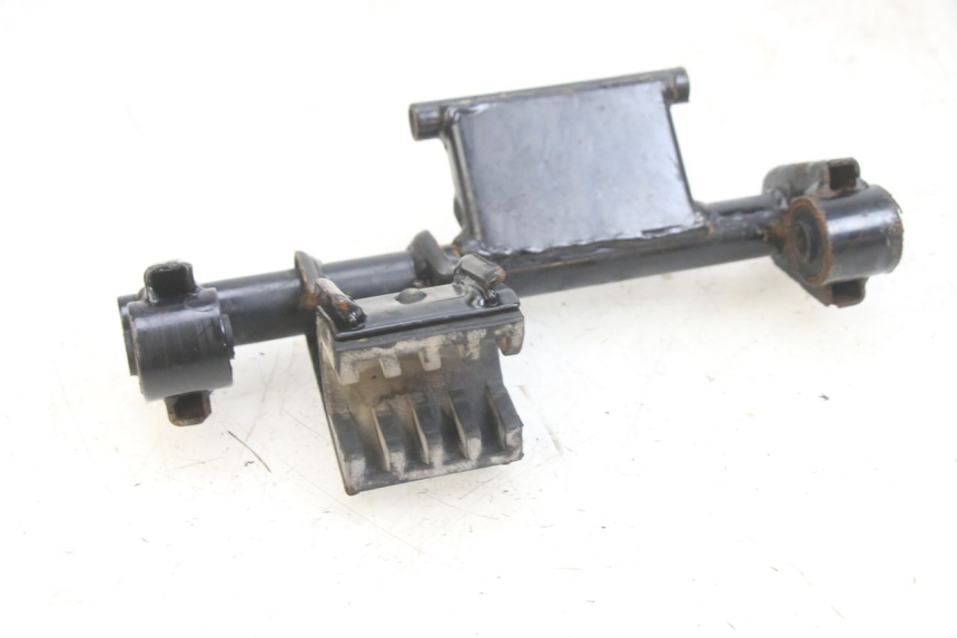 photo de SUPPORT MOTEUR PEUGEOT SPEEDFIGHT 4 4T 50 (2015 - 2020) - Autre angle de vue