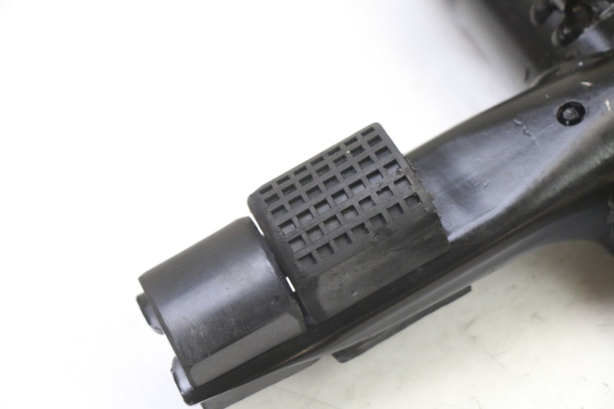 photo de SUPPORT MOTEUR APRILIA SR 2T 50 (2018 - 2022) - Détail de la pièce