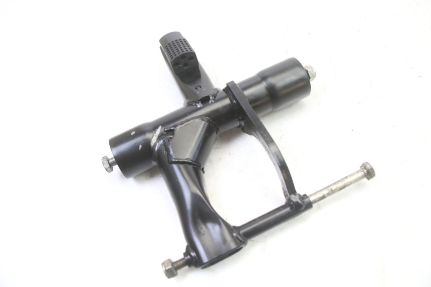 photo de SUPPORT MOTEUR APRILIA SR 2T 50 (2018 - 2022) - Vue d’ensemble