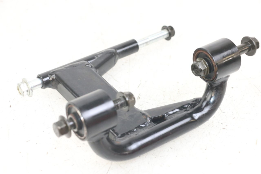 photo de SUPPORT MOTEUR HYTRACK ST 170 (2020 - 2024) - Autre angle de vue