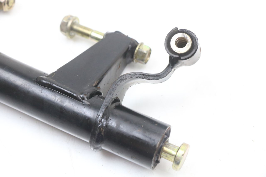 photo de SUPPORT MOTEUR KYMCO SUPER 8 4T 50 (2018 - 2020) - Autre angle de vue