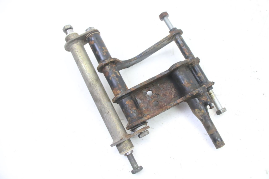 photo de SUPPORT MOTEUR PIAGGIO SUPER LX 125 (2000 - 2003) - Vue principale