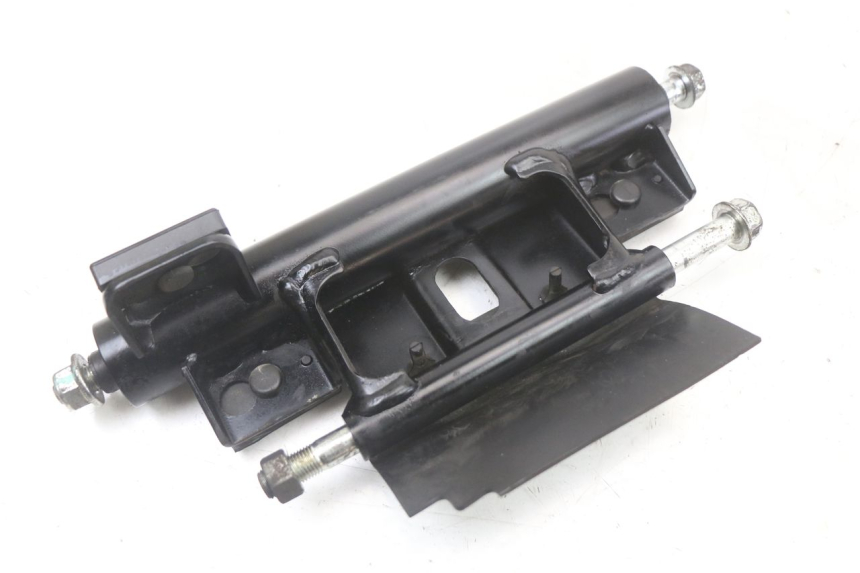 photo de SUPPORT MOTEUR SUZUKI BURGMAN 125 (2018 - 2021) - Vue principale