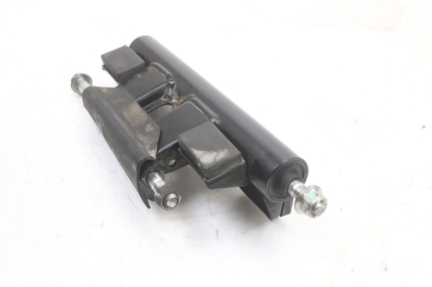 photo de SUPPORT MOTEUR SUZUKI BURGMAN 125 (2018 - 2021) - Points de fixation