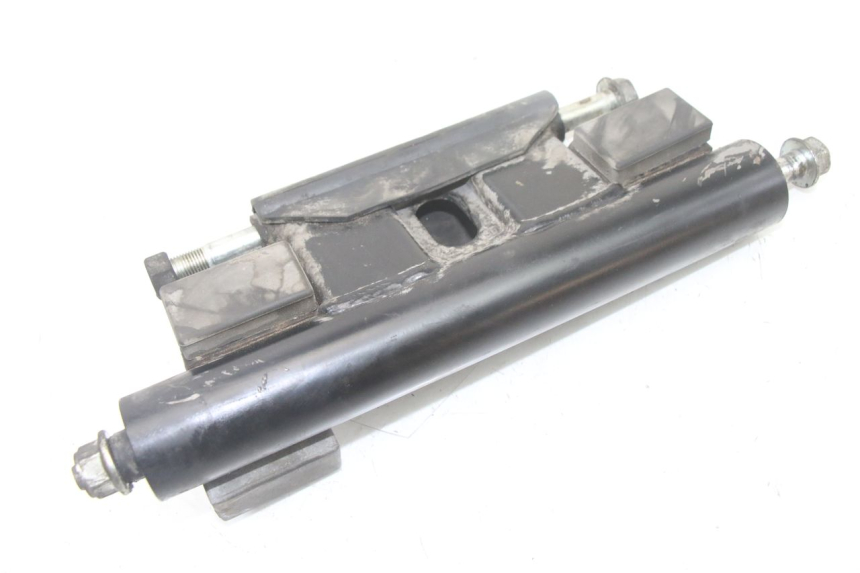 photo de SUPPORT MOTEUR SUZUKI BURGMAN 125 (2018 - 2021) - Autre angle de vue