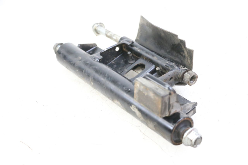 photo de SUPPORT MOTEUR SUZUKI BURGMAN 125 (2015 - 2017) - Zoom état d’usage