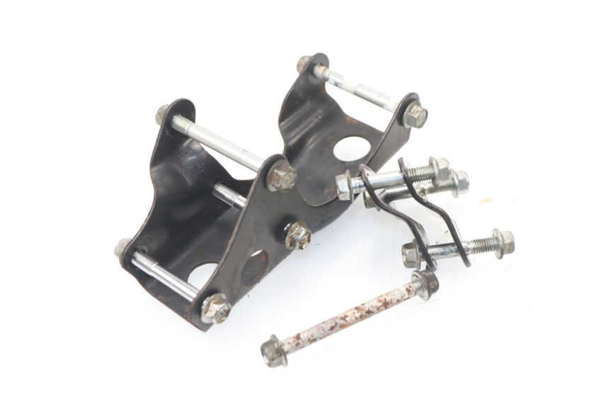 photo de SUPPORT MOTEUR SUZUKI TU X TUX VOLTY 125 (1999 - 2001) - Détail de la pièce