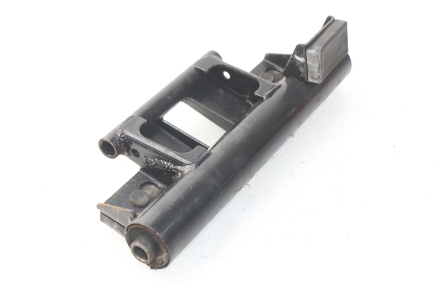 photo de SUPPORT MOTEUR SUZUKI UC EPICURO 125 (1999 - 2003) - Zoom état d’usage