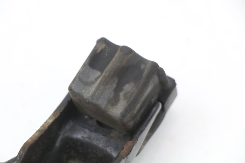 photo de SUPPORT MOTEUR PEUGEOT V-CLIC VCLIC 50 (2007 - 2013) - Gros plan technique