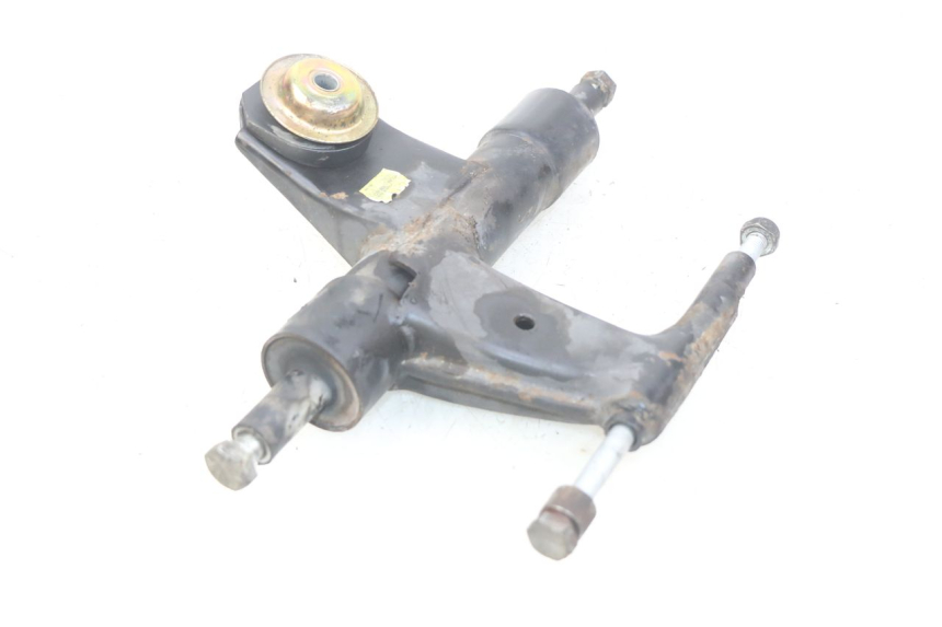 photo de SUPPORT MOTEUR PIAGGIO VESPA LXV 125 (2006 - 2009) - Gros plan technique