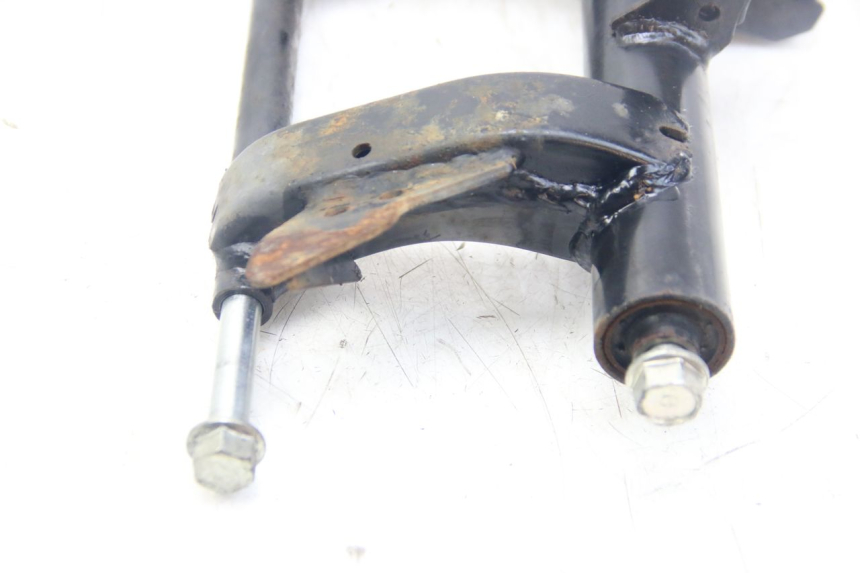 photo de SUPPORT MOTEUR HONDA VISION NSC R 50 (2013 - 2015) - Zoom état d’usage