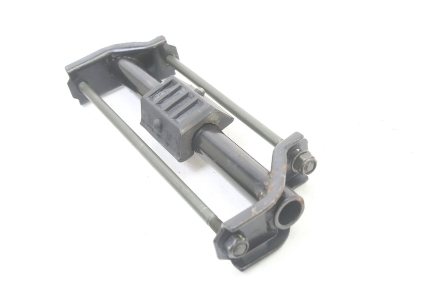 photo de SUPPORT MOTEUR PEUGEOT VIVACITY NEW 2T 50 (2008 - 2017) - Autre angle de vue