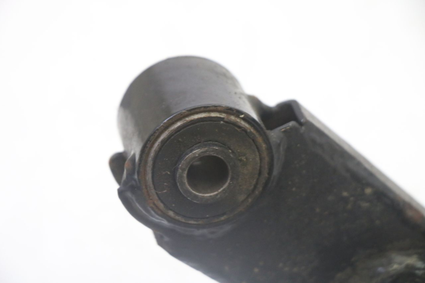 photo de SUPPORT MOTEUR PEUGEOT VIVACITY NEW 4T 50 (2008 - 2017) - Gros plan technique