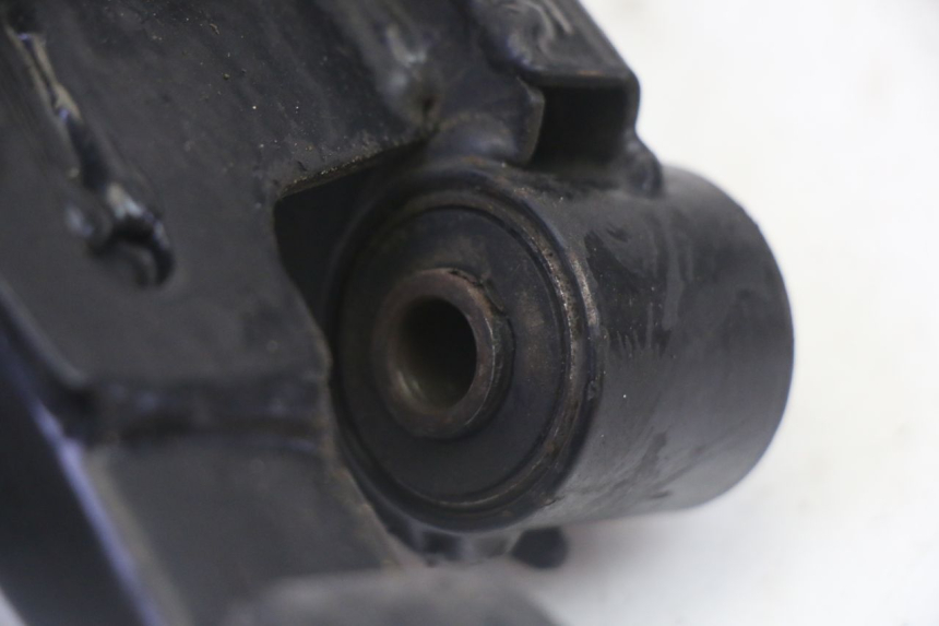 photo de SUPPORT MOTEUR PEUGEOT VIVACITY NEW 4T 50 (2008 - 2017) - État de surface