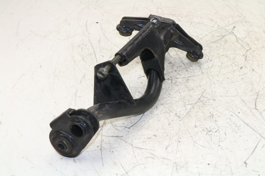 photo de SUPPORT MOTEUR PEUGEOT VIVACITY 125 (2010 - 2017) - Autre angle de vue