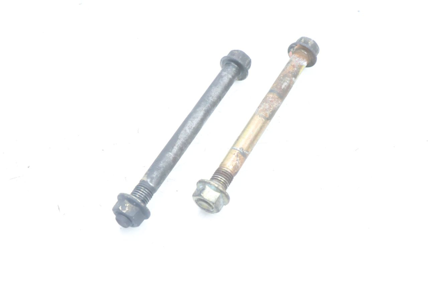 photo de SUPPORT MOTEUR DAELIM VJ ROADWIN 125 (2004 - 2007) - Gros plan technique