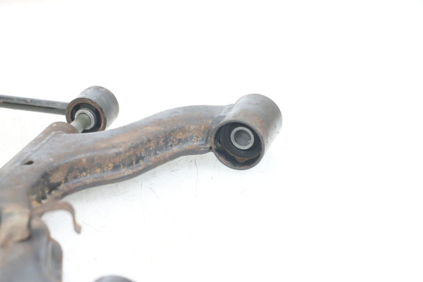 photo de SUPPORT MOTEUR YAMAHA XMAX X-MAX 125 (2006 - 2009) - Points de fixation