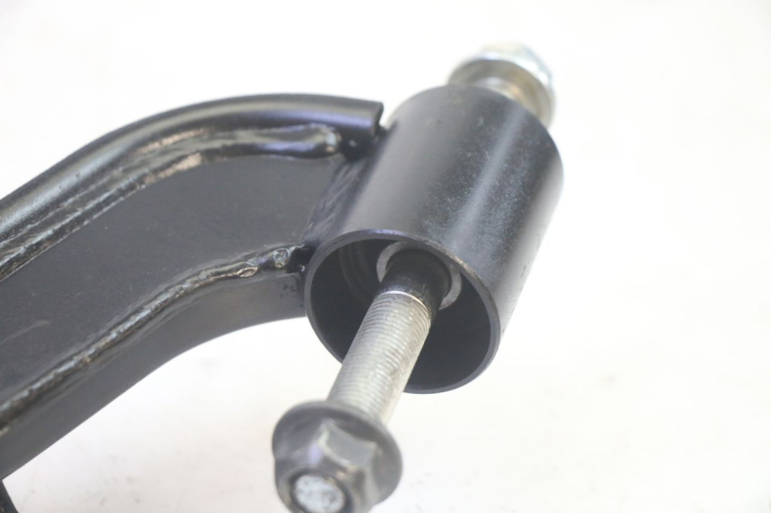 photo de SUPPORT MOTEUR YAMAHA XMAX X-MAX 125 (2006 - 2009) - Détails caractéristiques