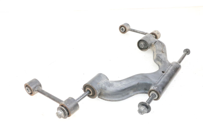 photo de SUPPORT MOTEUR YAMAHA X-MAX XMAX 125 (2010 - 2013) - Gros plan technique