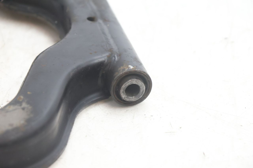 photo de SUPPORT MOTEUR YAMAHA X-MAX XMAX 125 (2010 - 2013) - Marquages et références