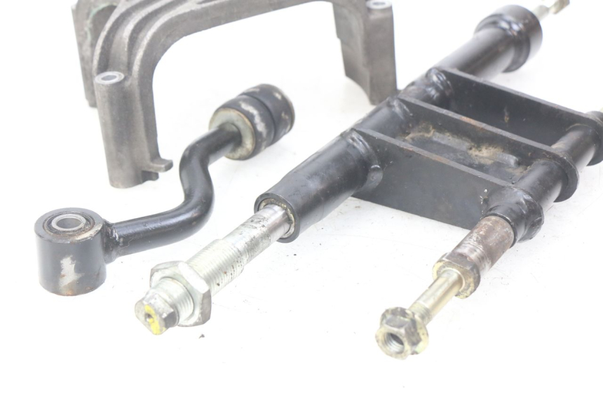 photo de SUPPORT MOTEUR PIAGGIO X9 EVOLUTION 500 (2003 - 2005) - Pièce contrôlée
