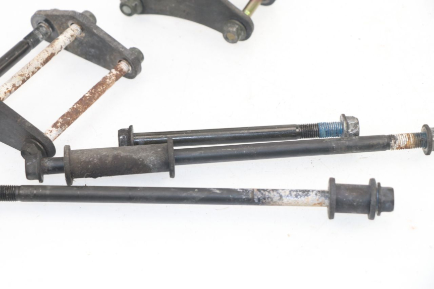 photo de SUPPORT MOTEUR SUZUKI XF FREEWIND 650 (1997 - 2003) - Détail de la pièce