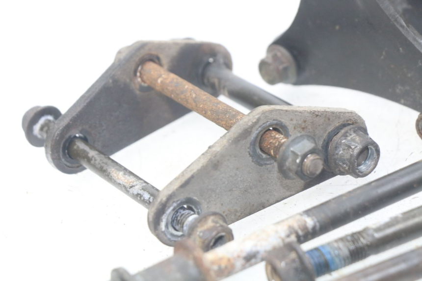 photo de SUPPORT MOTEUR SUZUKI XF FREEWIND 650 (1997 - 2003) - Zoom état d’usage