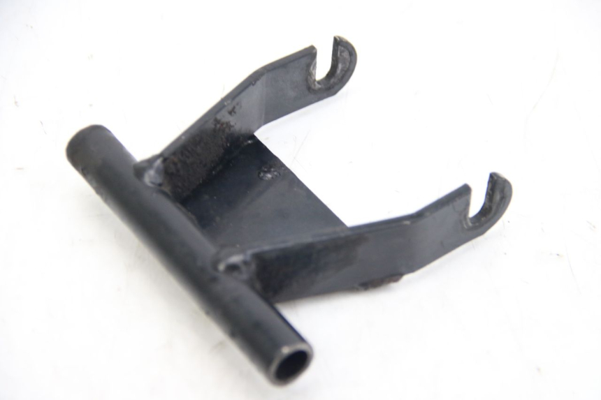 photo de SUPPORT MOTEUR PEUGEOT XP6 50 (1997 - 2003) - Autre angle de vue
