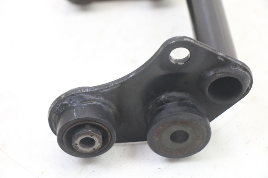 photo de SUPPORT MOTEUR YAMAHA FZS FAZER 600 (2001 - 2003) - État de surface