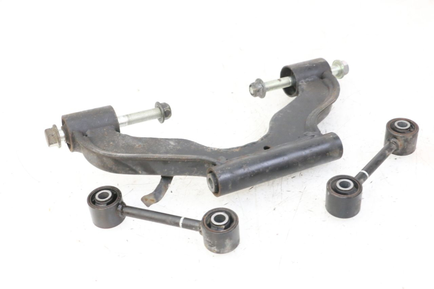 photo de SUPPORT MOTEUR YAMAHA X-MAX XMAX ABS 250 (2010 - 2014) - Zoom état d’usage