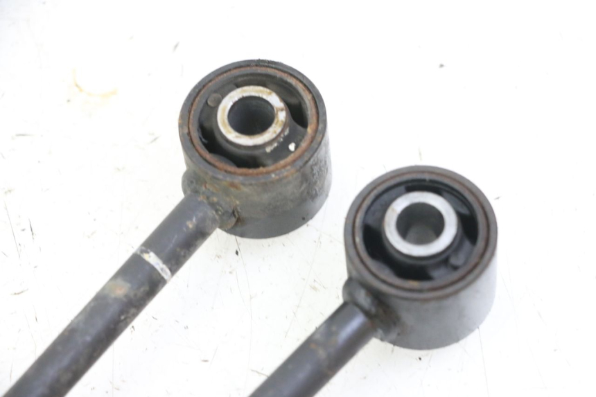 photo de SUPPORT MOTEUR YAMAHA X-MAX XMAX ABS 250 (2010 - 2014) - Points de fixation